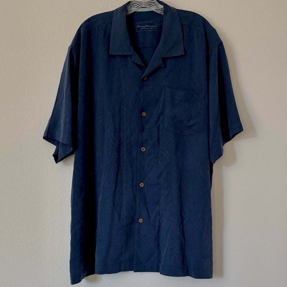 Tommy Bahama Navy XL Original Fit Button-Up Shirt